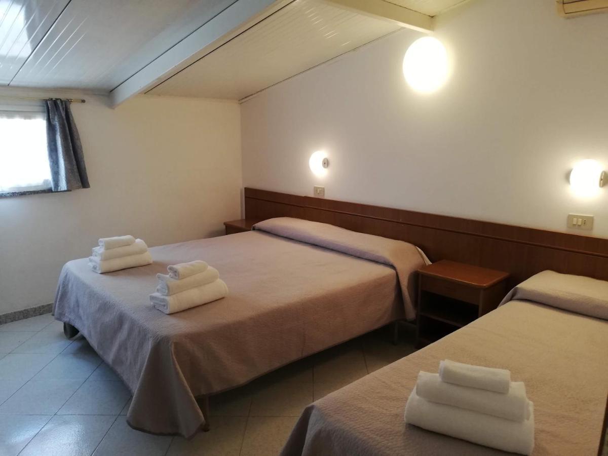 Hotel La Bella Vita ริมินี ภายนอก รูปภาพ