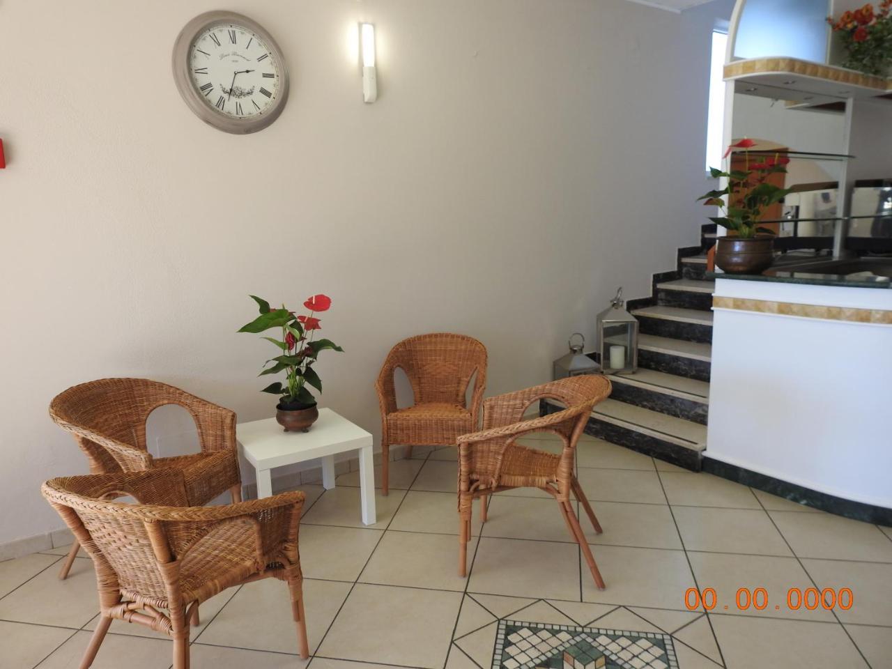 Hotel La Bella Vita ริมินี ภายนอก รูปภาพ
